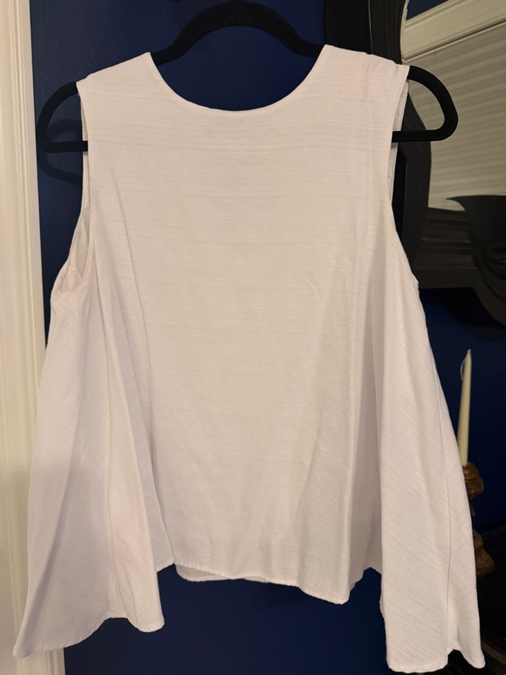 Women’s White Sleeveless Swing Top